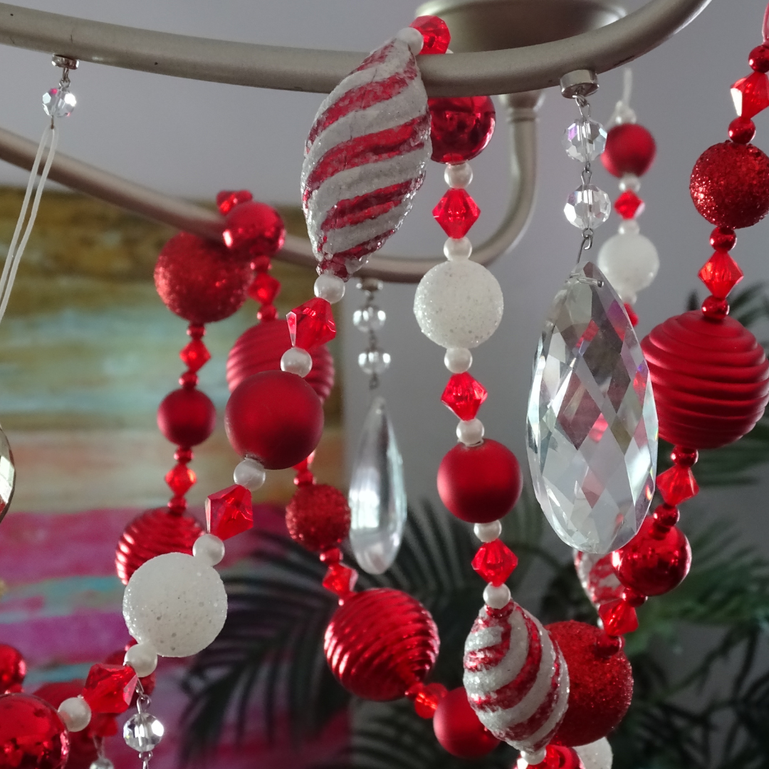 72" ( 6 Feet) Red Ball MAGNETIC Holiday Garland