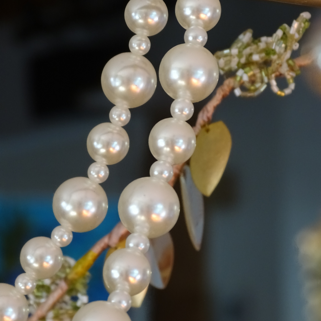 72" ( 6 Feet) MAGNETIC Pearl Garland