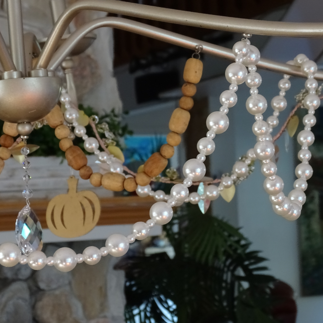 72" ( 6 Feet) MAGNETIC Pearl Garland