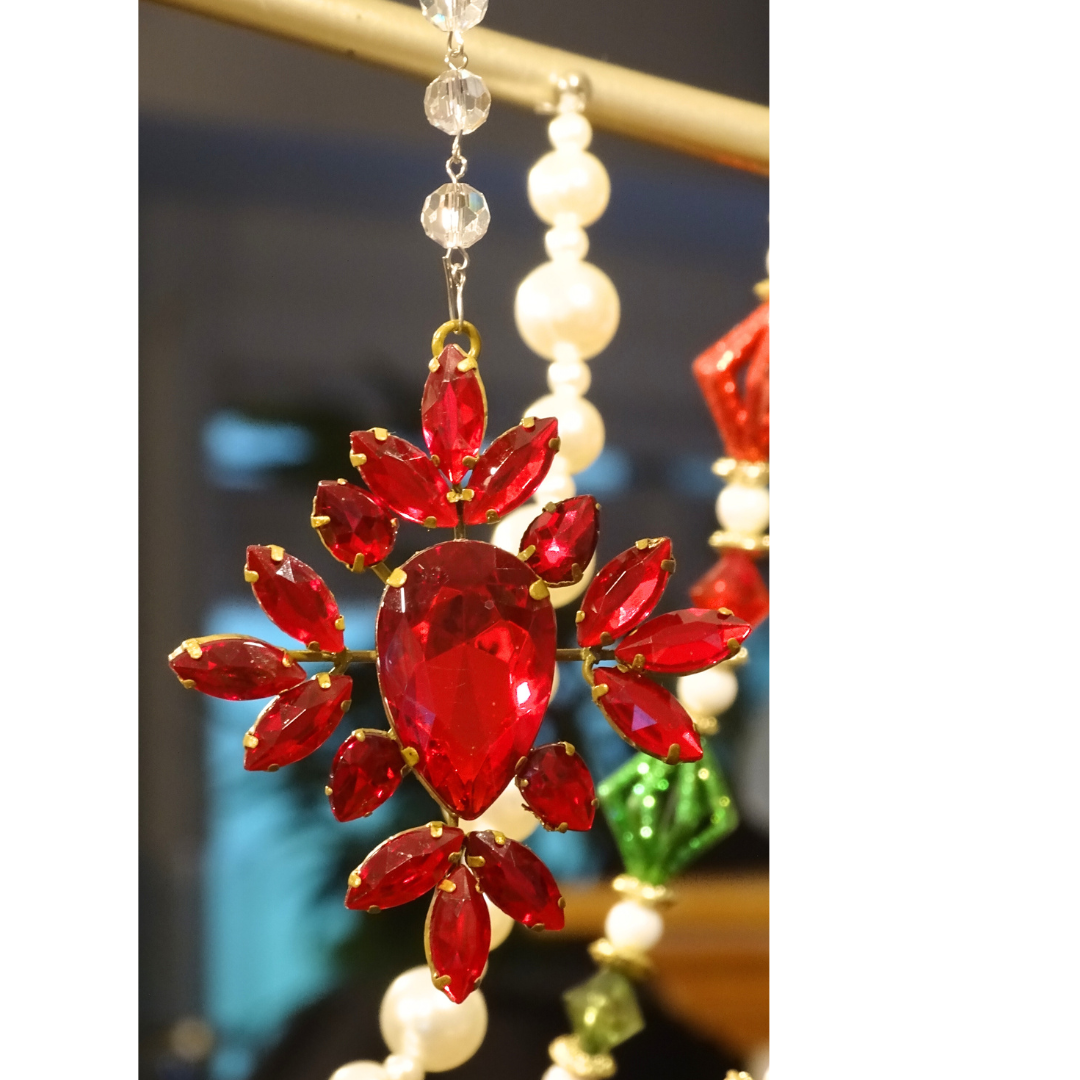 VINTAGE RED JEWEL SNOWFLAKES (Set/1) OR (SET/3) MAGNETIC CHANDELIER ORNAMENT - 3 STYLES AVAILABLE