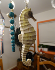 WHITE SEA HORSE (Set/1) MAGNETIC CHANDELIER ORNAMENT