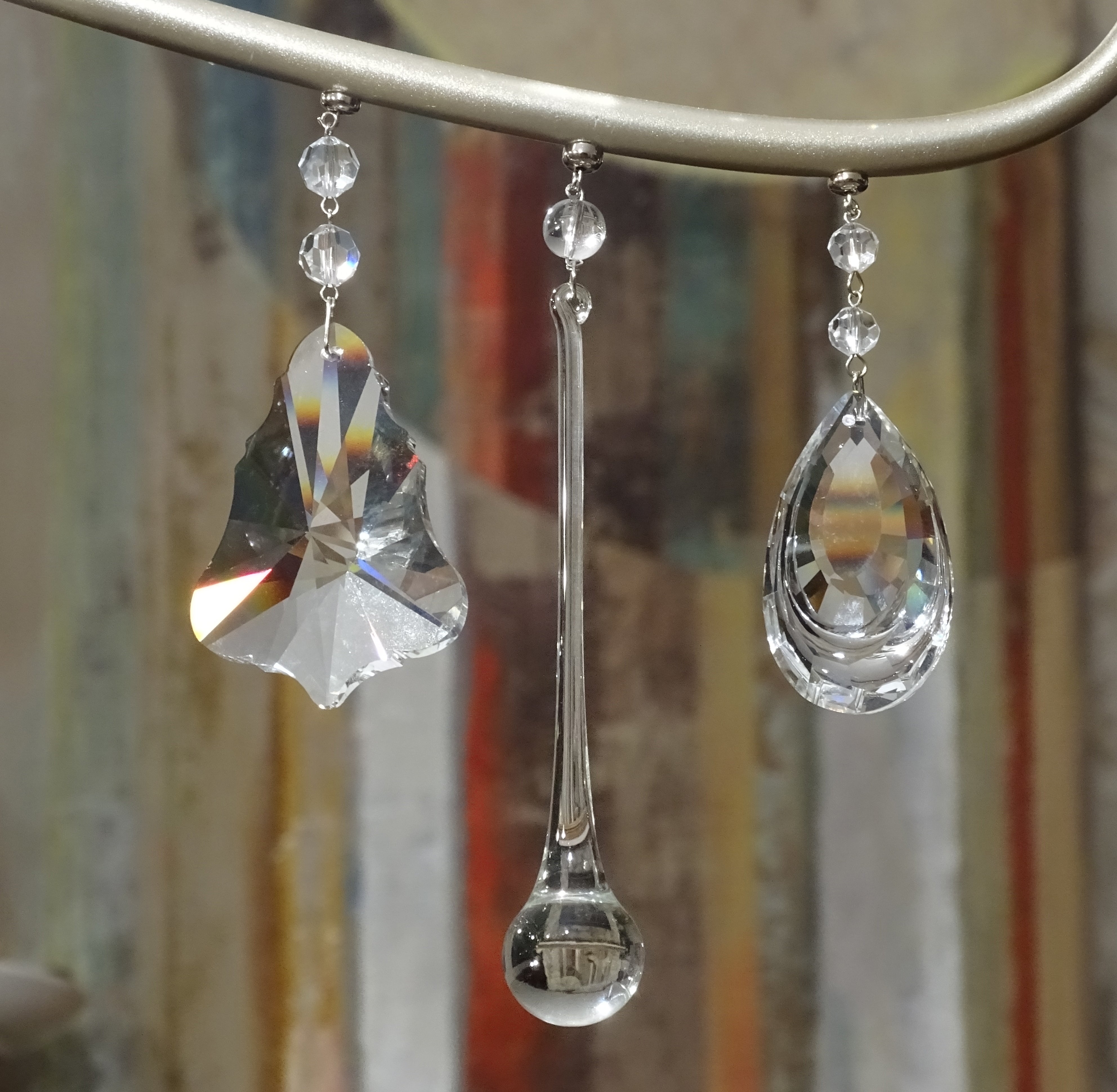 Crystal Magnets. Make any Chandelier Crystals Magnetic! – Cristalier  Crystals