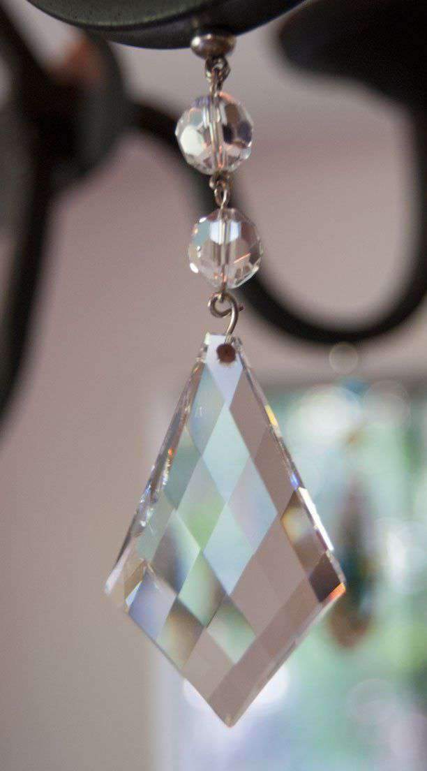 CRYSTAL TWIST DROP Magnetic Chandelier Crystal TrimKit® (Box of 3) Chandelier Crystals | Magnetic Crystals | Lamp Crystals MagTrim (441960240)