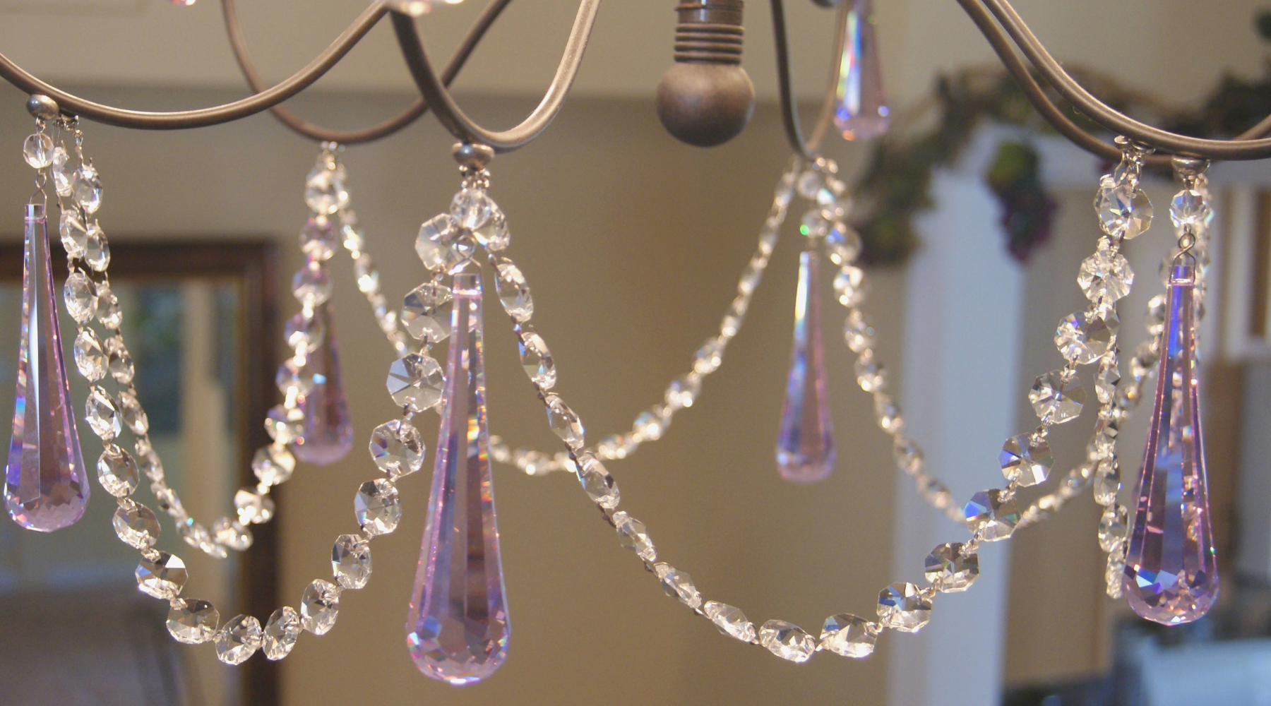 Octagon Chandelier Garland