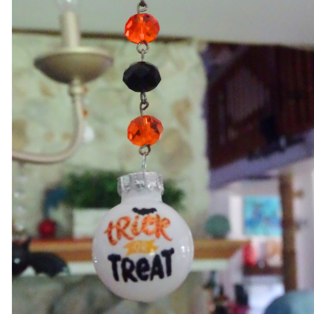 2" MINI HALLOWEEN BALL ORNAMENT (SET/3)– WHITE TRICK OR TREAT
