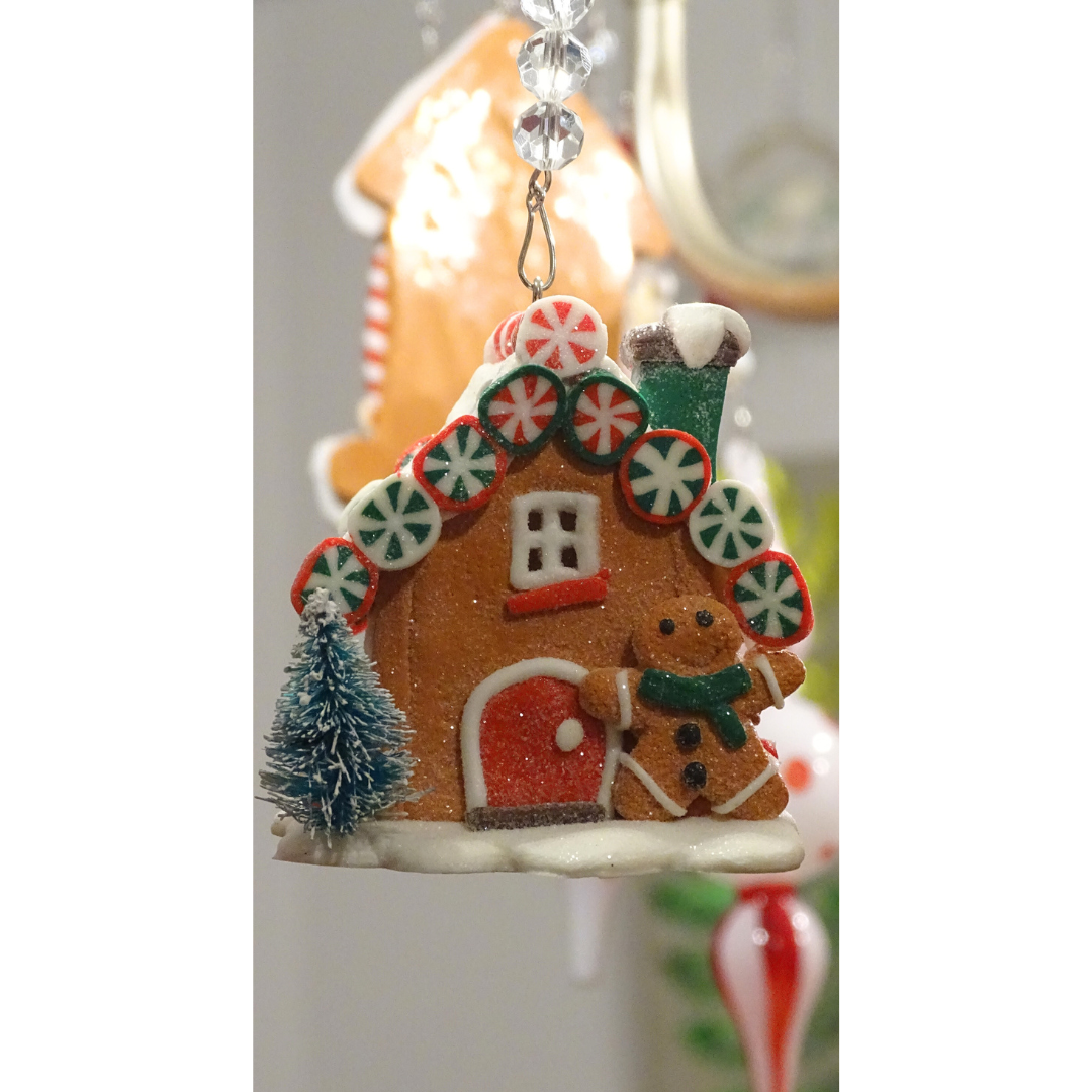 LIGHT UP GINGERBREAD HOUSE (Set 1) - Multiple Styles -MAGNETIC CHANDELIER ORNAMENT