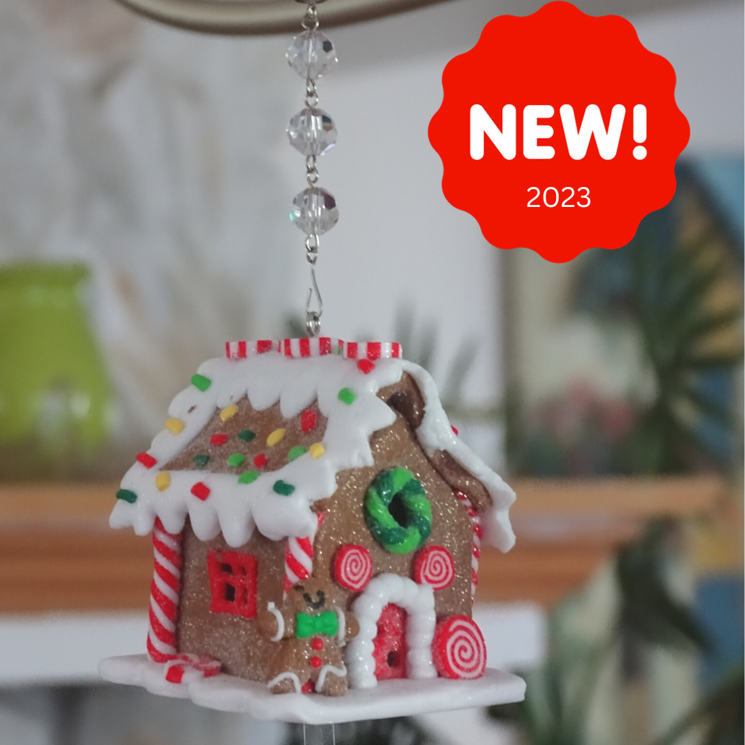 LIGHT UP GINGERBREAD HOUSE (Set/3) or (Set 1) MAGNETIC CHANDELIER ORNAMENT