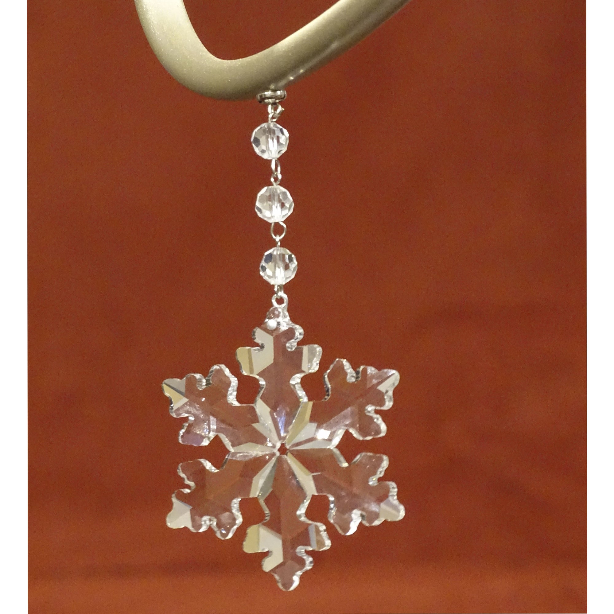 HOLIDAY CHANDELIER MAKEOVER KIT - (3) Crystal Snowflake + (3) 12" Red Crystal Garland - MagTrim Designs LLC